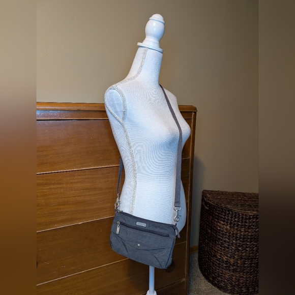 BAGGALLINI Nylon Gray Crossbody Bag Travel Purse - Picture 3 of 12
